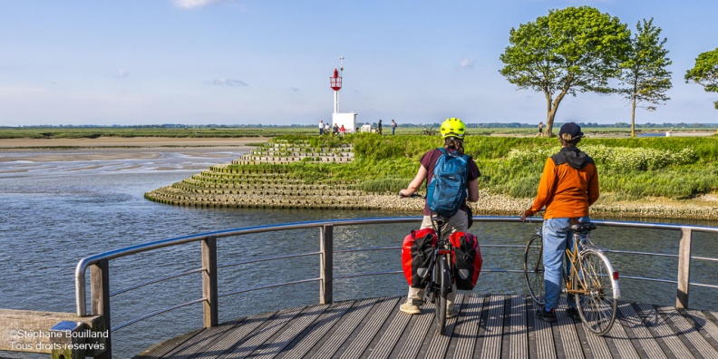 Cyclistes sur les quais