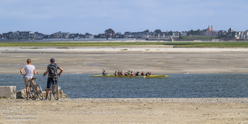 Pirogue polynésienne, va'a, en baie de Somme