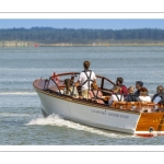 Slow tourisme et élgance avec le joli bateau de la Canoterie